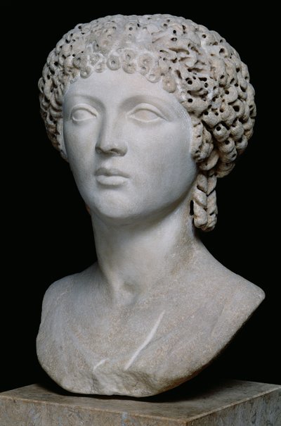 Buste van een Romeinse vrouw, mogelijk Poppaea Augusta, AD 55-60 door Roman